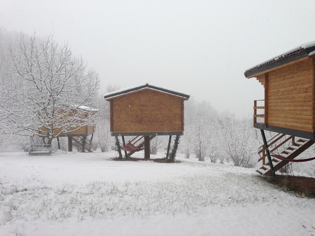 Ecolodge Langhe Cherasco Eksteriør billede