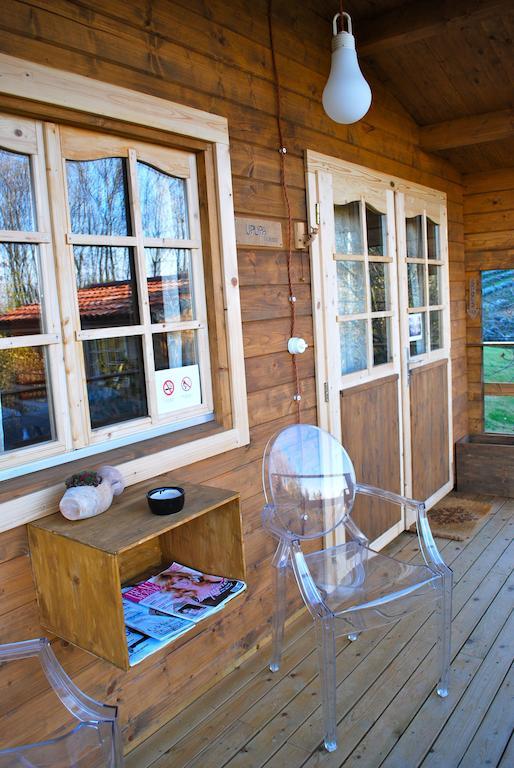 Ecolodge Langhe Cherasco Eksteriør billede