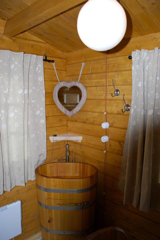 Ecolodge Langhe Cherasco Værelse billede